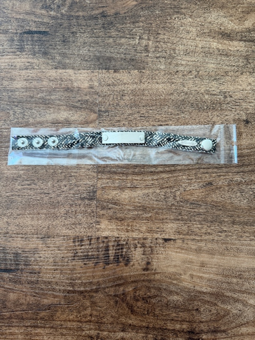 Snap Bracelet with Black and Cream Pattern engraveable - Picture 3 of 3